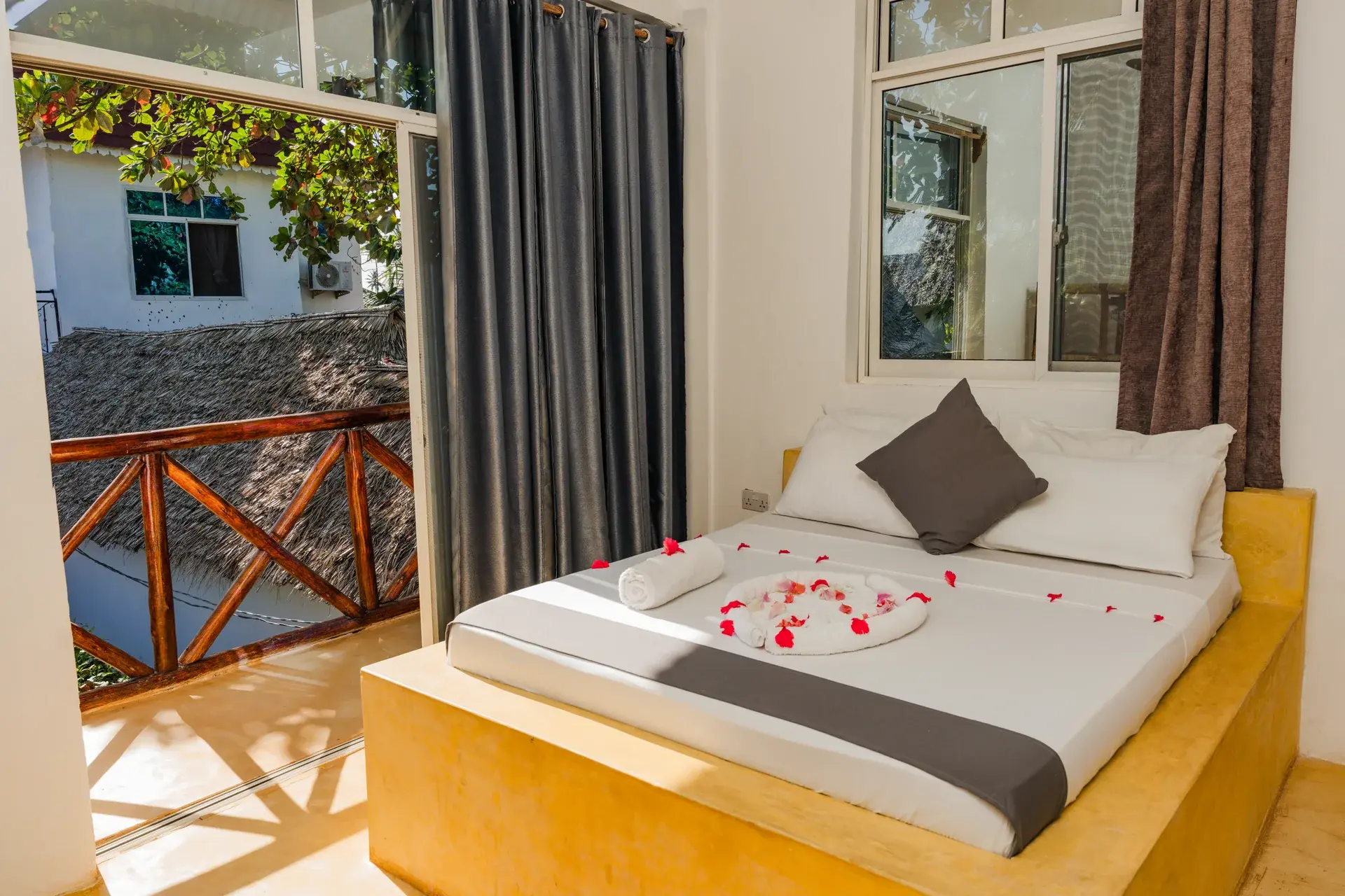 Aquelia Rose Hotel